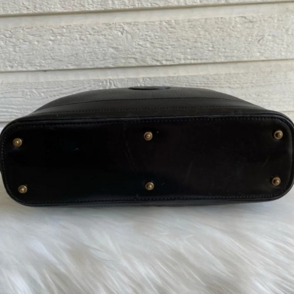 Dooney and Bourke Vintage Black Leather Shoulder Bag - Picture 3 of 9